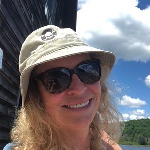 Meet your Posher, Christina